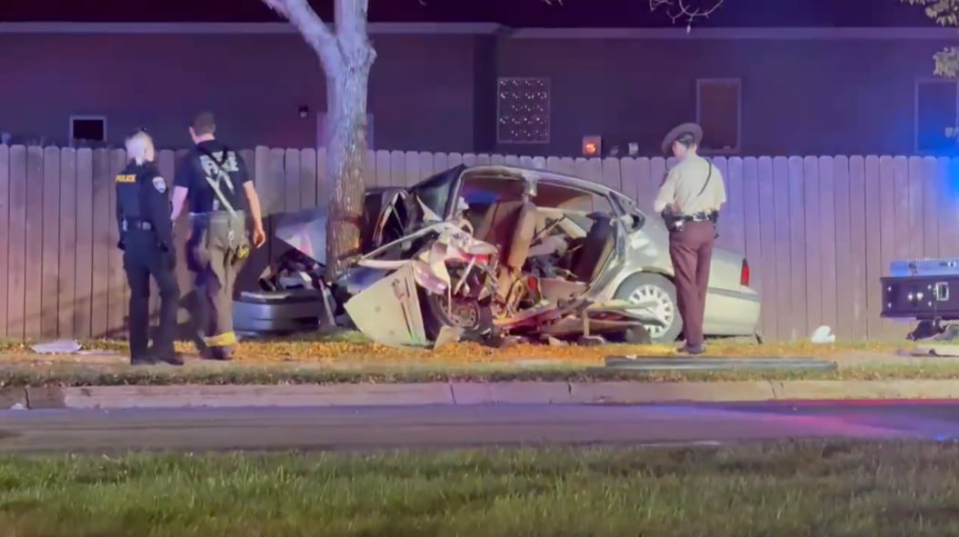 Crews respond to single-vehicle crash in Moorhead
