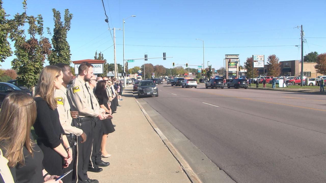 Officers show support, citizens line the street for Fallen Deputy Katherine Frank