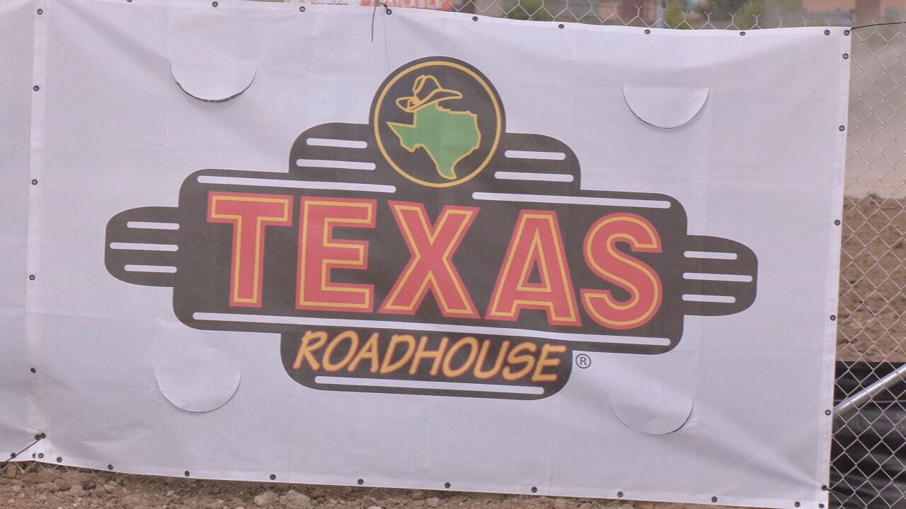 West Fargo police cadets partner with Texas Roadhouse for fundraiser
