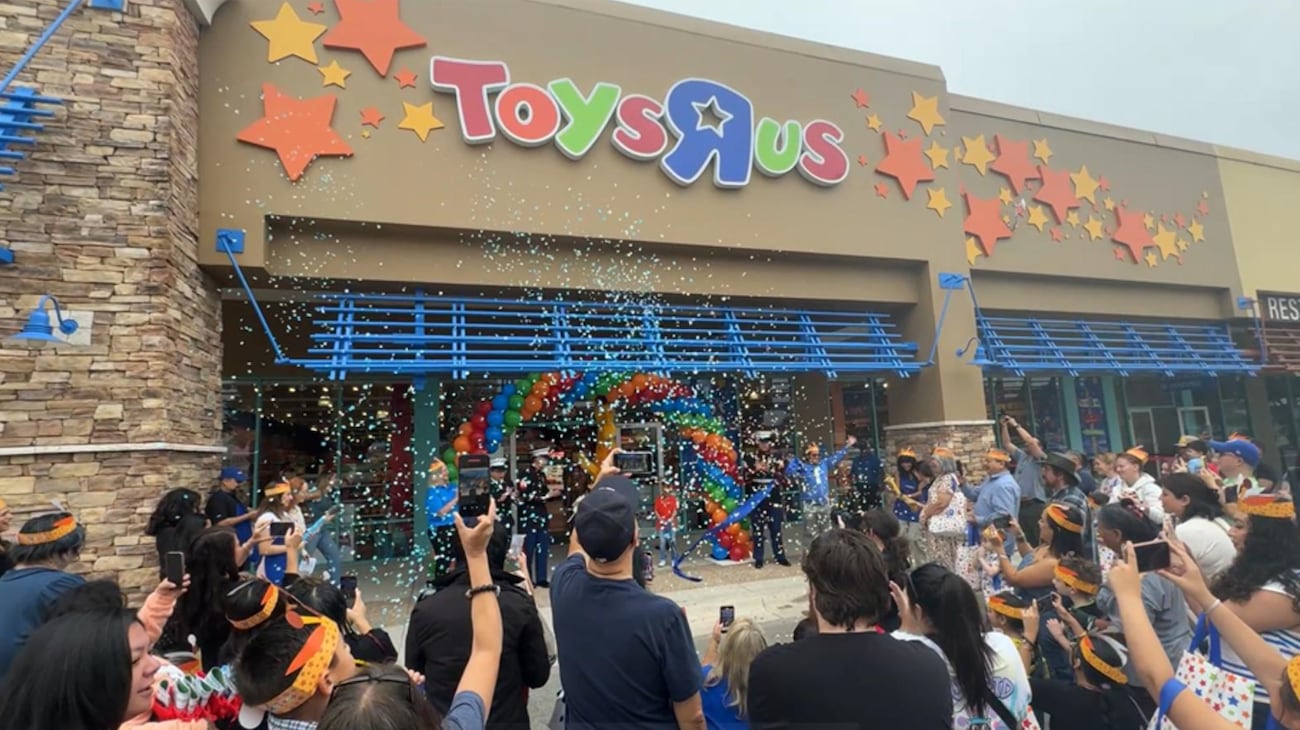 Toys “R” Us is making a comeback just in time for holiday shopping and opening more than 100...
