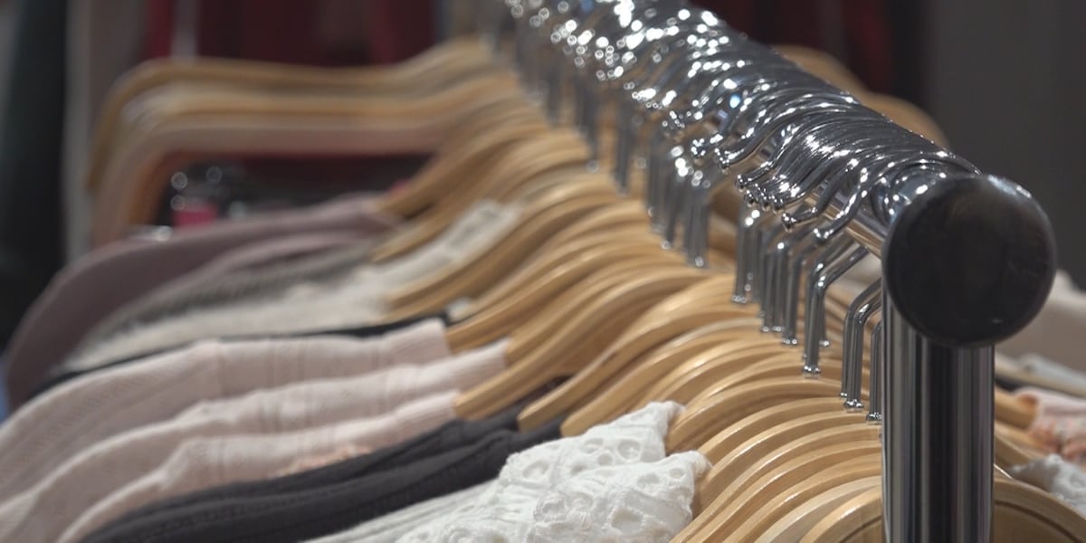 Shopping locally in Fargo on ‘economic blackout’ day Shopping locally in Fargo on ‘economic blackout’ day