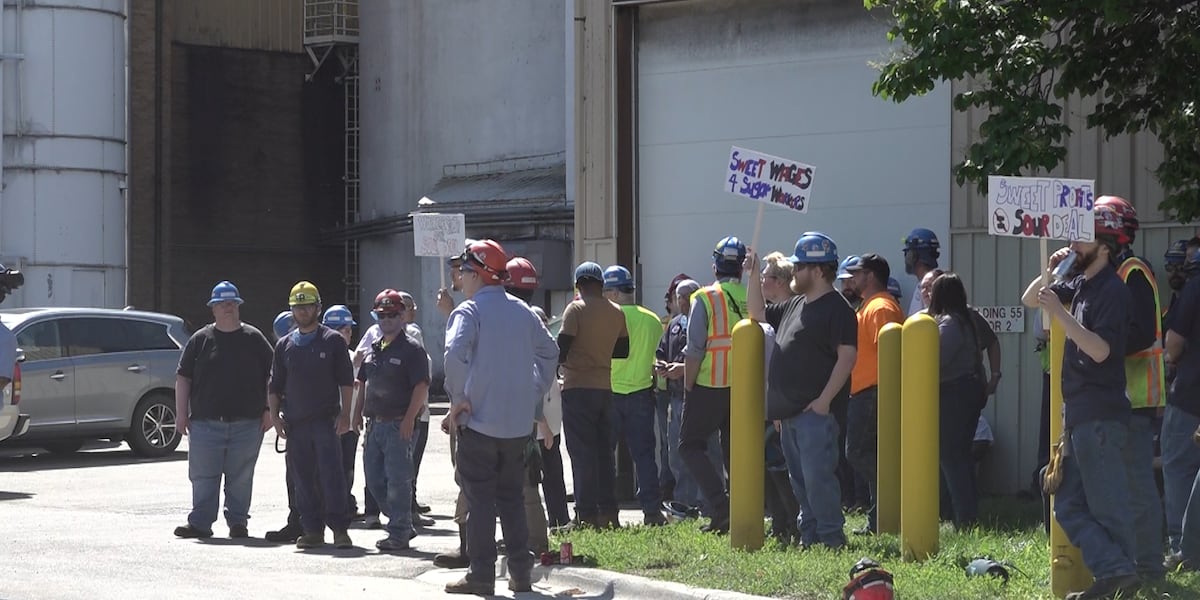 Union demonstration at Moorhead American Crystal Sugar plant