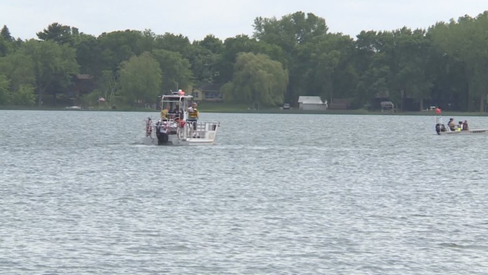 Crews recover body in Anoka County's Lake George