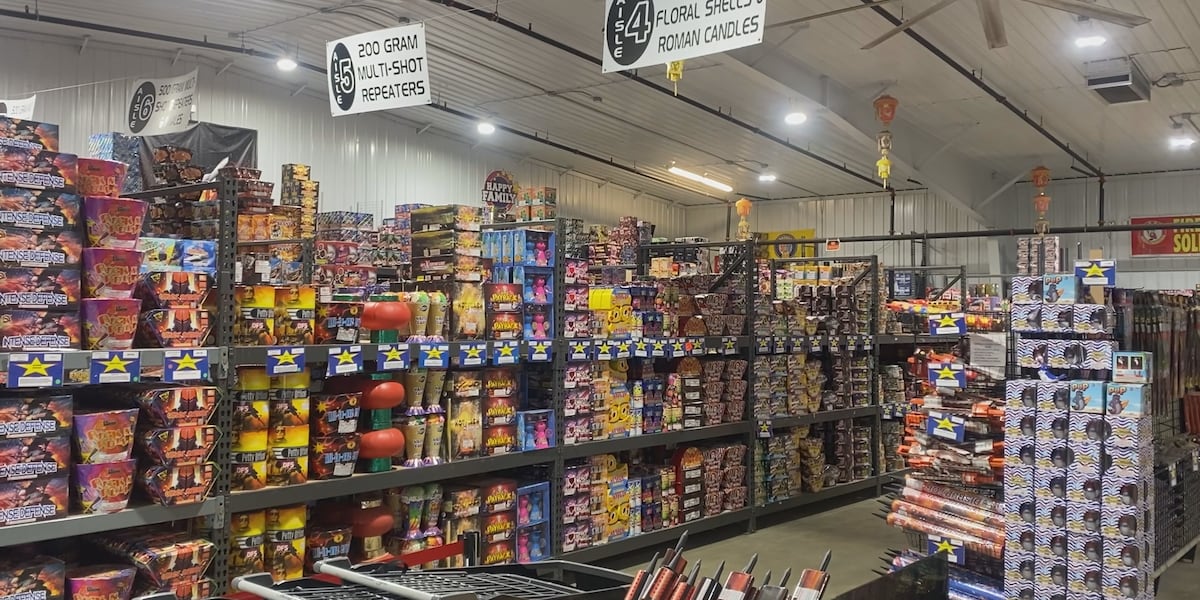 Local fireworks stores helping customers ring in the New Year