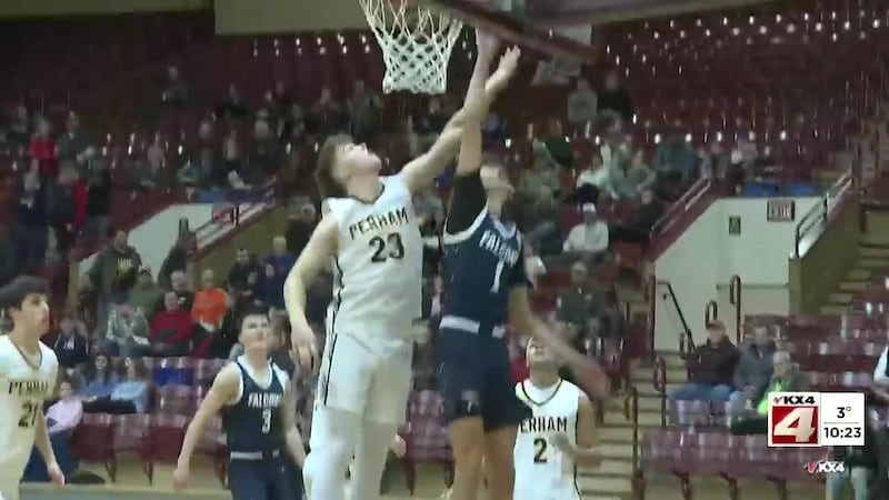 Gavin Giese puts one off the glass during Saturdays contest